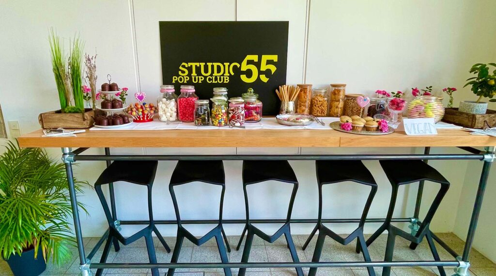 Location studio55-16